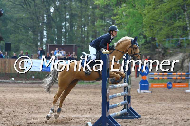 005L4045_Bonita_Stil L.JPG